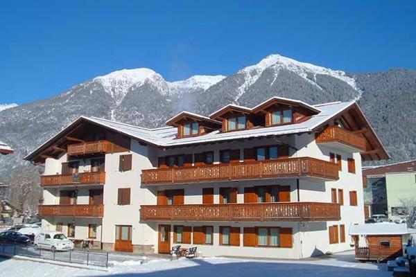 Maffei Hotel Pinzolo Exterior photo